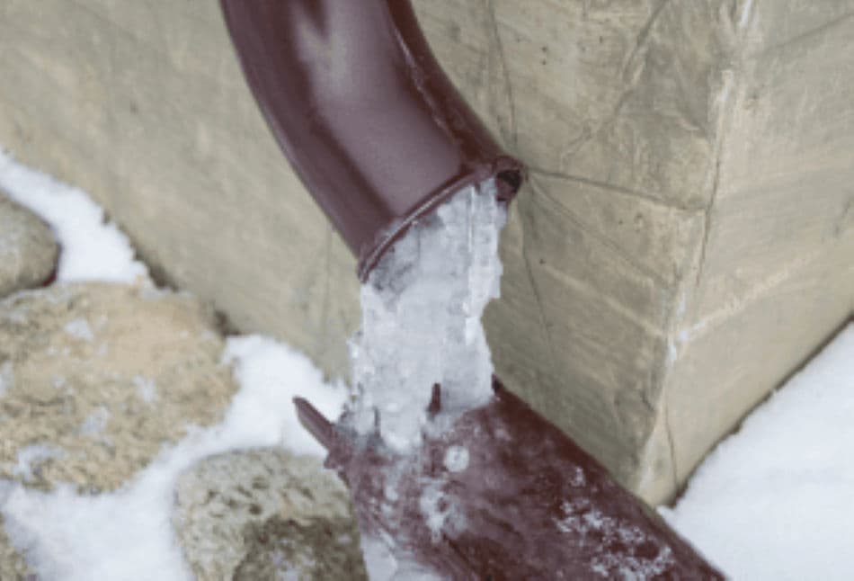 How to Winterize a House Plumbing System Before Winter Hits image